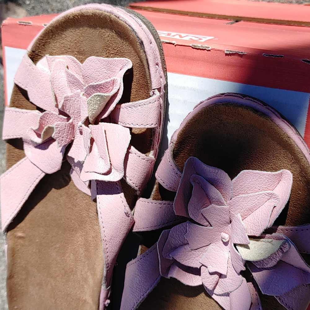 Valley lane leather sandals size 10